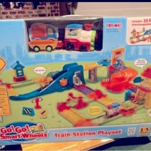 NIB VTECH Go! Go! Smart Wheels Train Set